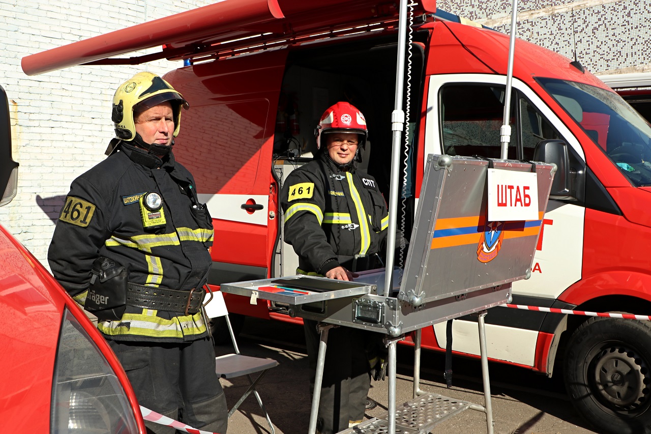 В Москве соревнуются лучшие дежурные смены службы пожаротушения