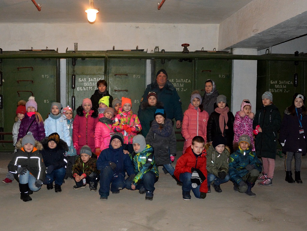 Второклассники Зеленограда узнали подземные тайны столичных защитных сооружений гражданской обороны