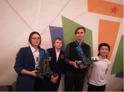 Школа №1368 в робототехнических соревнованиях Vex IQ Challenge получила бронзу