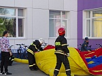 Пожарные показали школьникам что такое «Куб жизни»
