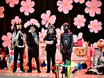 Крот на роликах и декорации из вторсырья: в школе №1354 завершился театральный сезон
