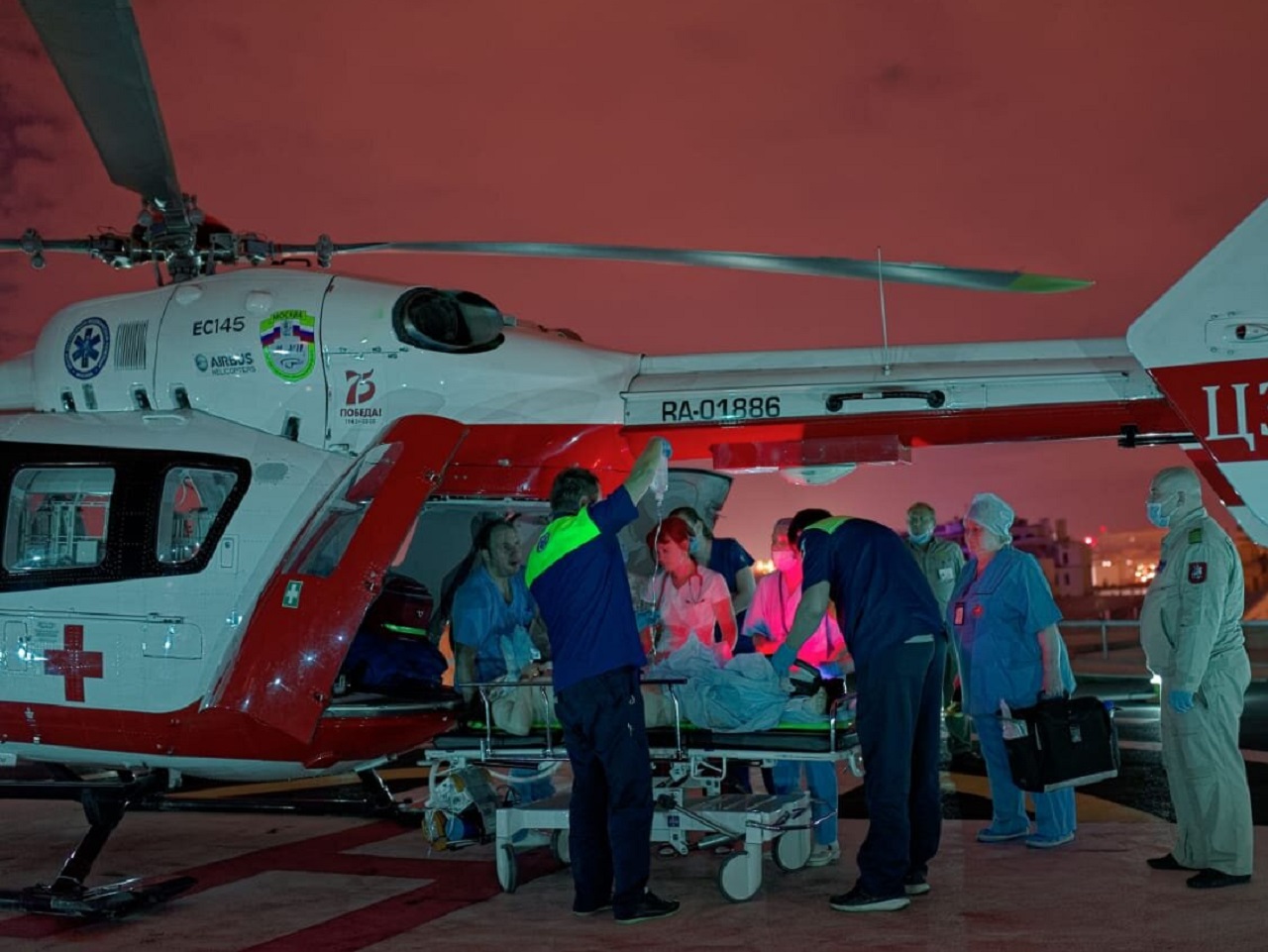 Свыше 6300 жизней спасено за время работы санитарной авиации столицы