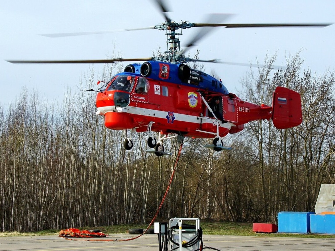 Безопасность населения и территории столицы обеспечивают самые современные пожарные вертолеты